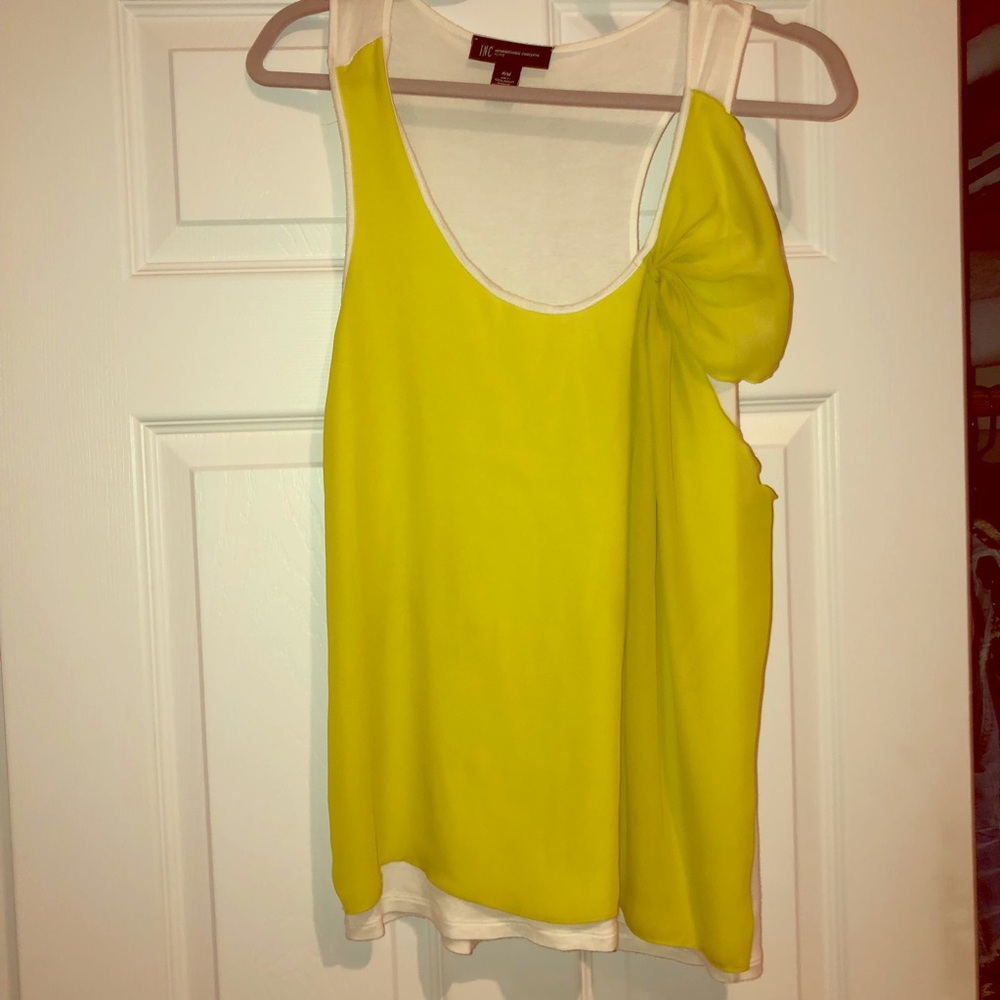 Women top